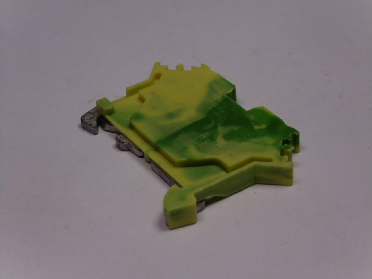 Wago 280-607 Green/Yellow 2-Conductor Terminal Block 2.5mm USED