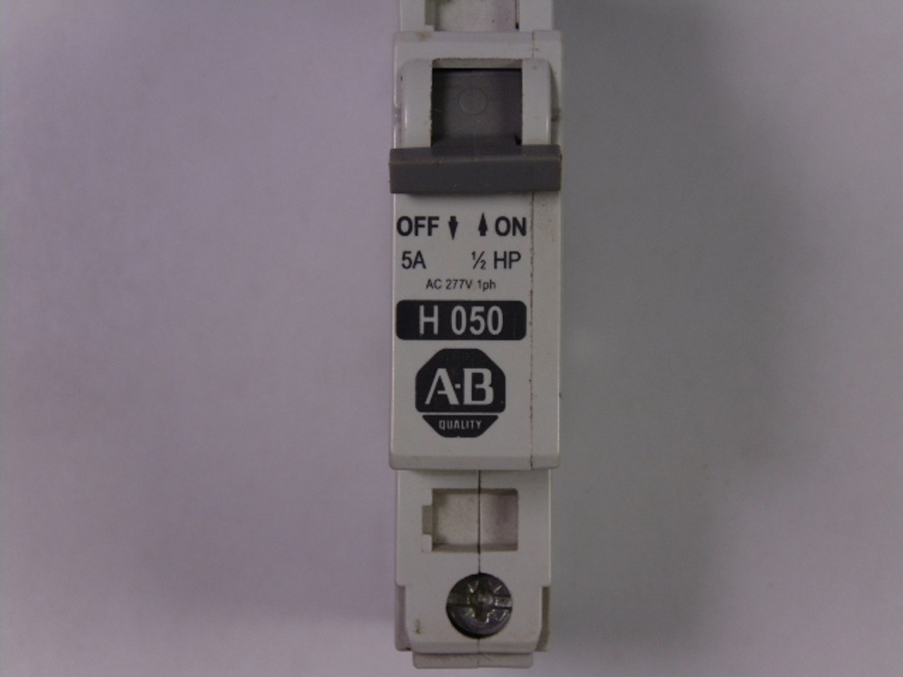 Allen-Bradley 1492-CB1-H050 Circuit Breaker 1Pole  5Amp USED