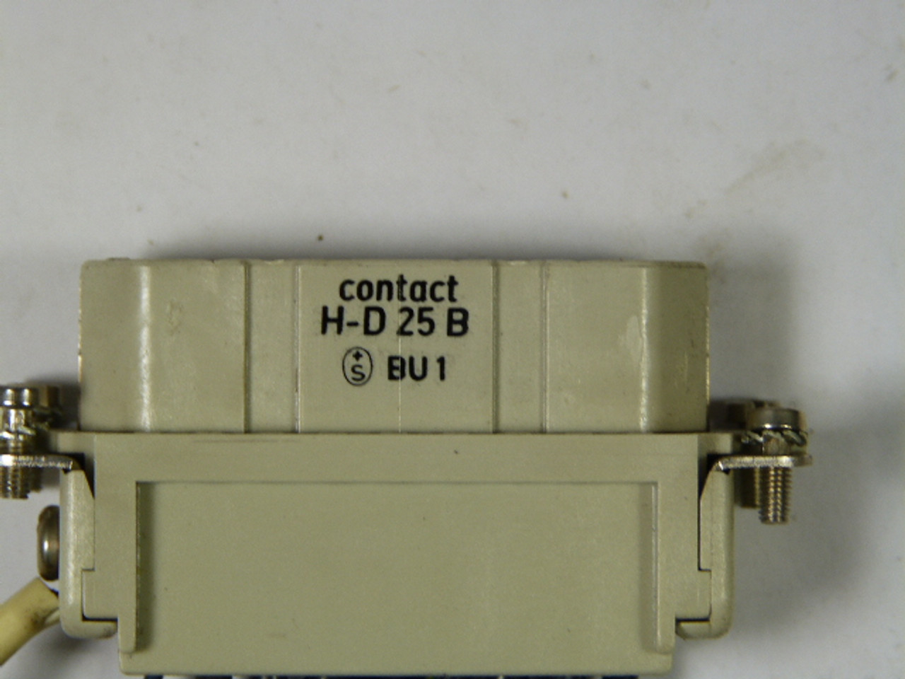 Epic Connectors H-D-25-B Connector 25 Pin 250 Vac 10 Amp USED