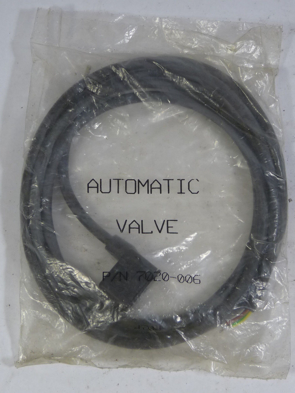 Automatic Valve 7020-006 Connector Molded with 6inch Cord ! NEW !