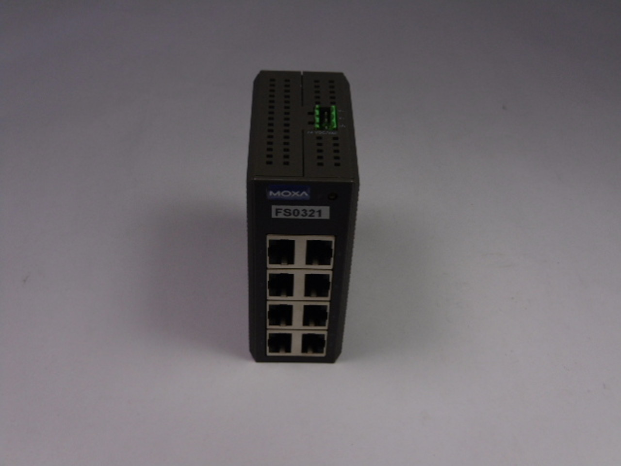 Moxa EDS-208 Unmanaged Ethernet Switch 8-Port Entry Level USED
