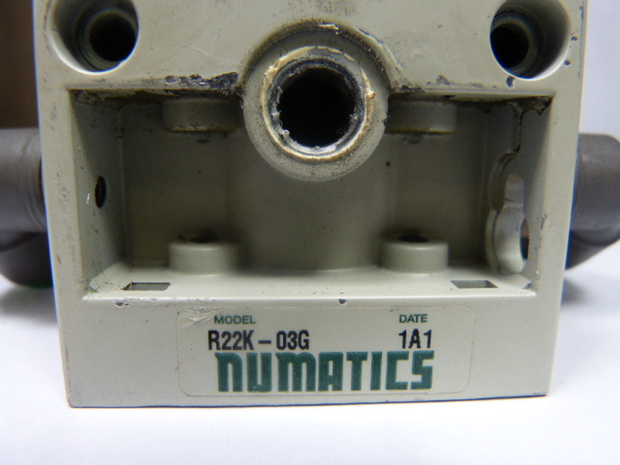 Numatics R22K-03G Check Regulator USED