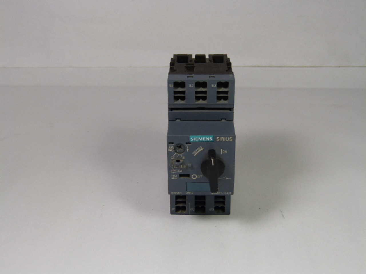 Siemens 3RV2011-1CA20 Circuit Breaker Class 10 1.8-2.5A USED
