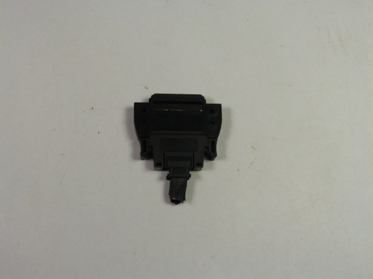 Omron XG5S-2012 Hooded Female Connector Black 20 POS USED