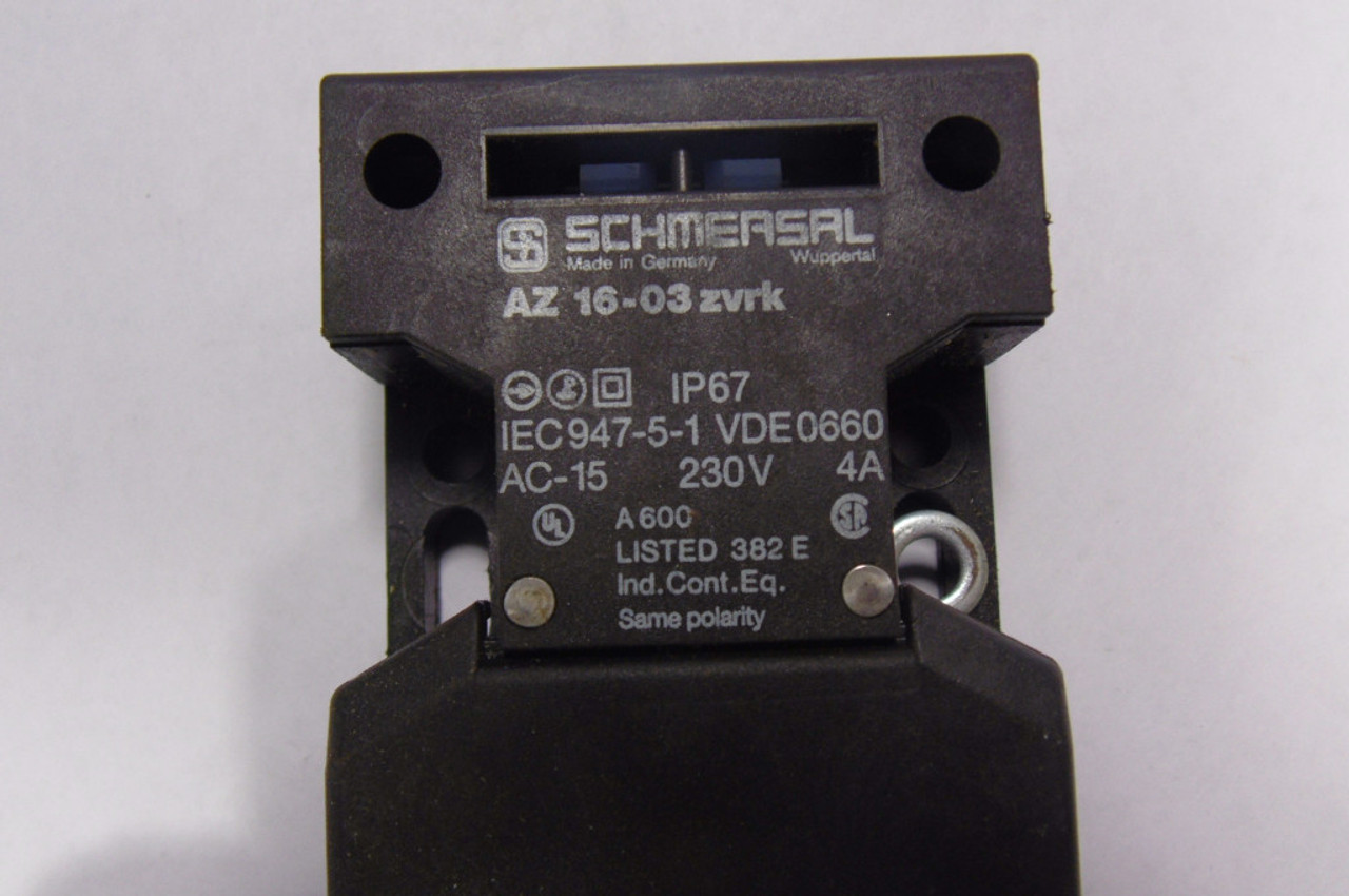 Schmersal AZ-16-03ZVRK Keyed Interlock Switch USED