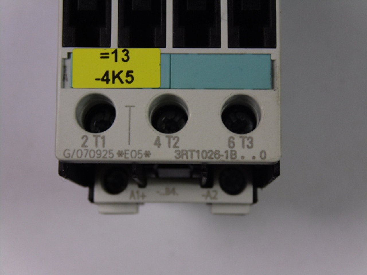 Siemens 3RT1026-1BB40 Contactor 24VDC USED
