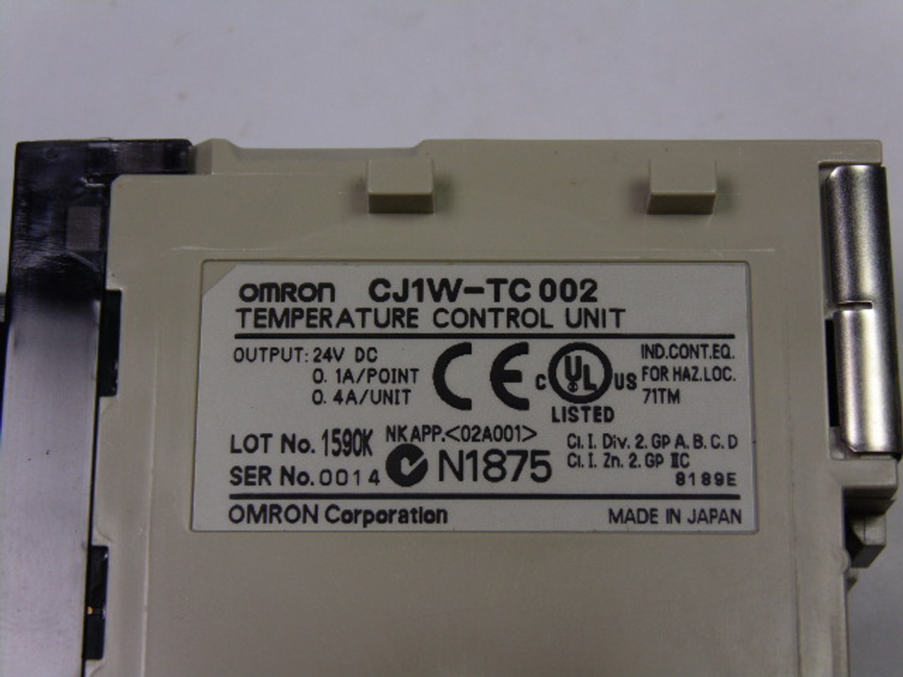 Omron CJ1W-TC002 Temperature Control Unit 24V DC USED