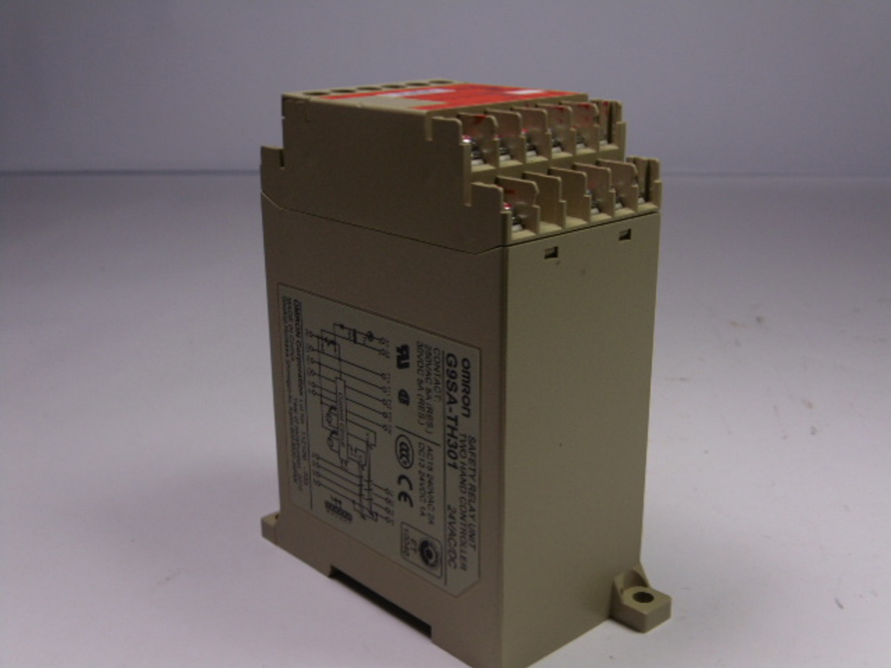 Omron G9SA-TH301 Safety Relay Two Hand Controller USED
