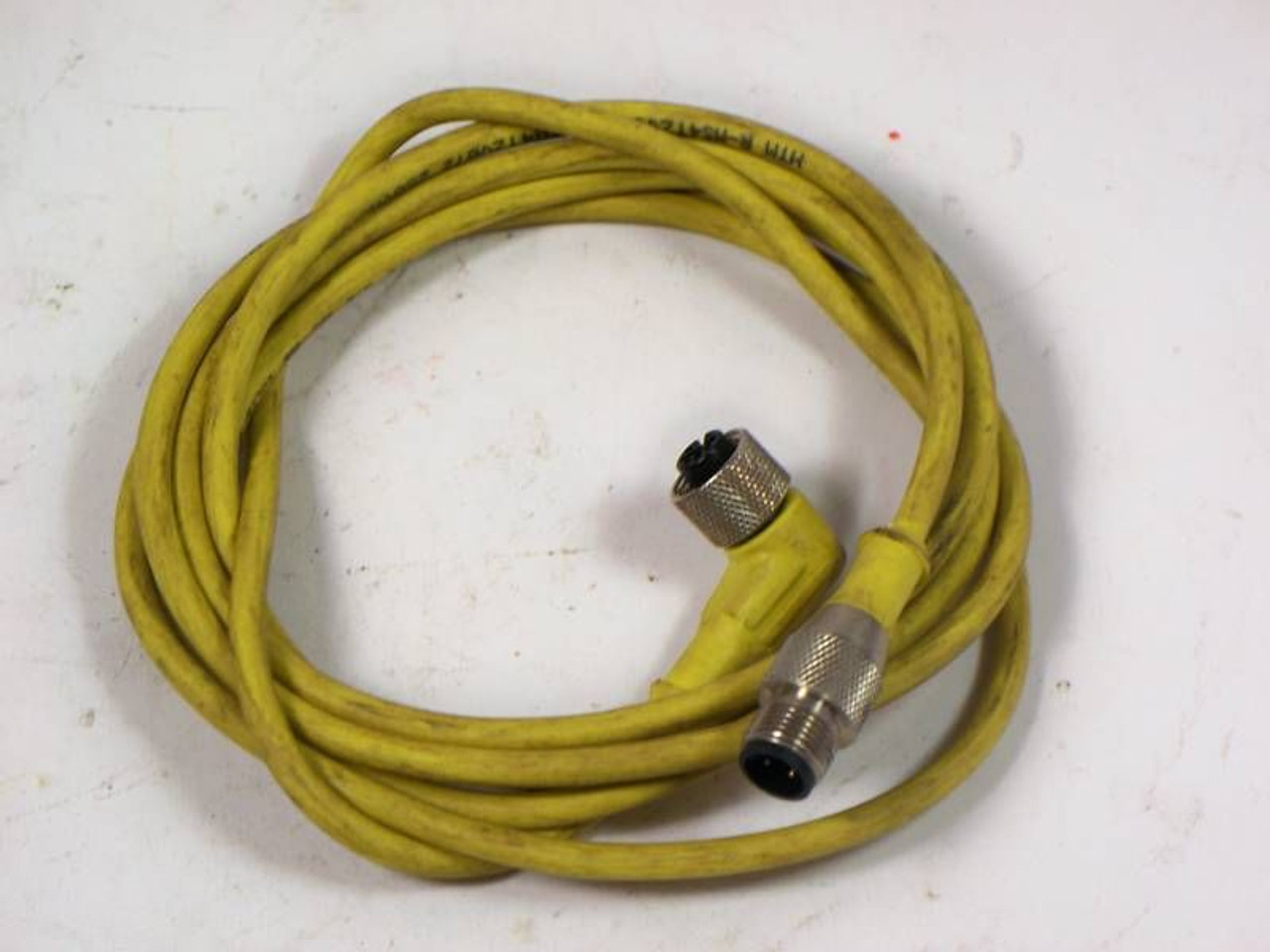 HTM R-MS4TZV072?FA4TZV072 Cable Connector USED