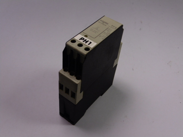 Entrelec PFS 3Phase Sequence Monitoring Relay 200-500V 50/60Hz USED