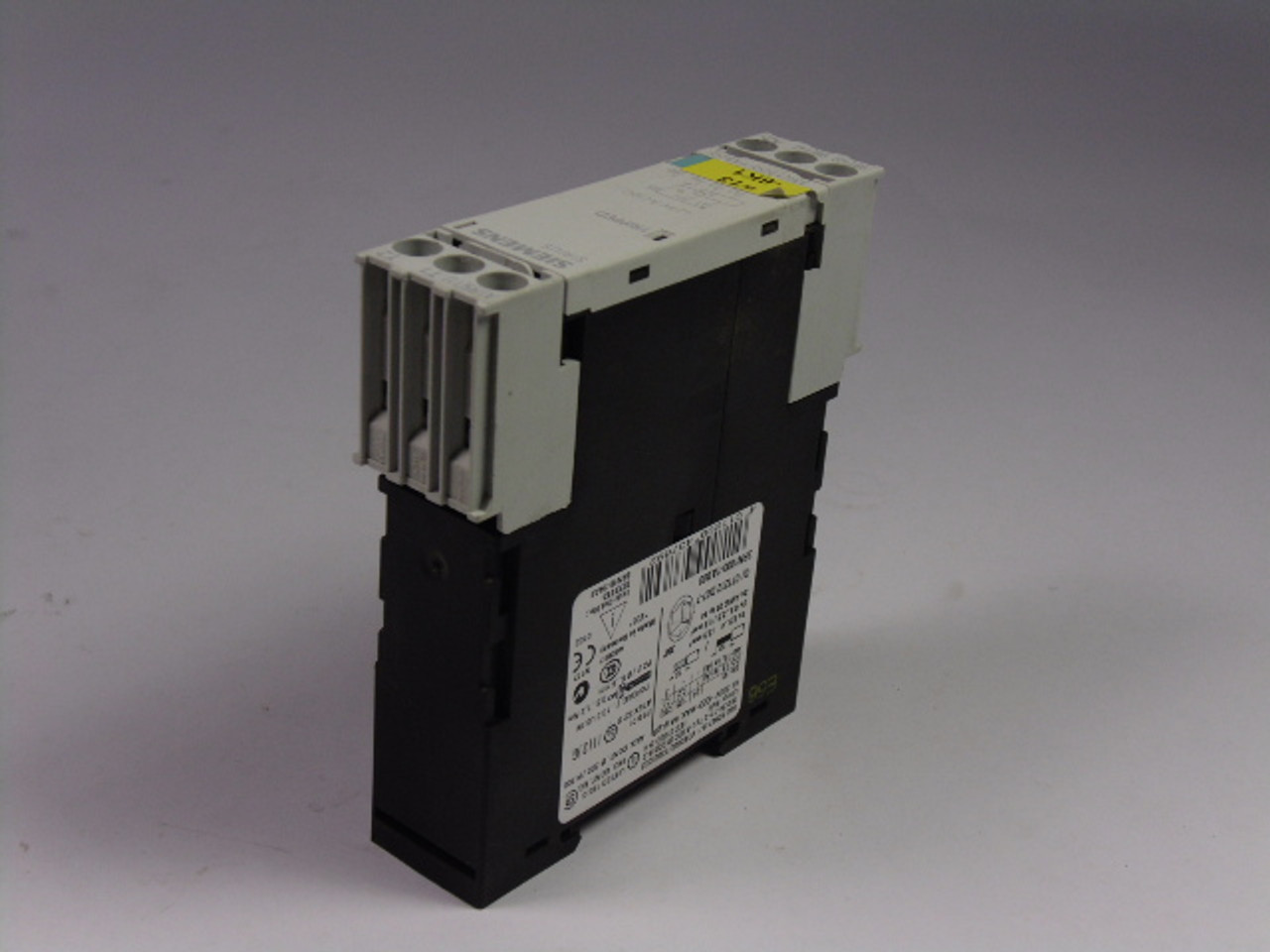 Siemens 3RN1000-1AB00 Temperature Monitoring Relay 24V DC USED