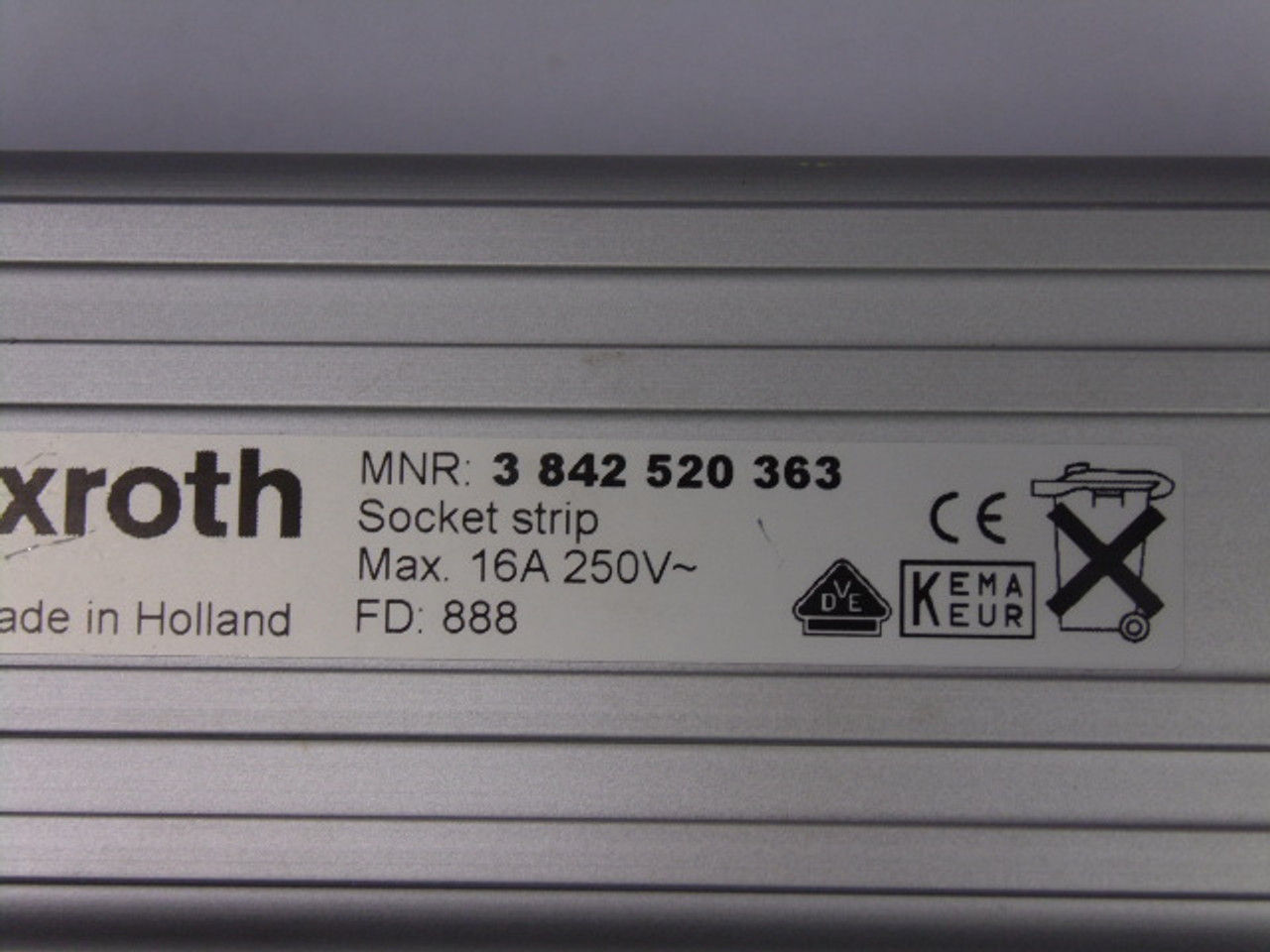 Rexroth 3-842-520-363 Plug Grounded Socket Strip 16A 250V USED