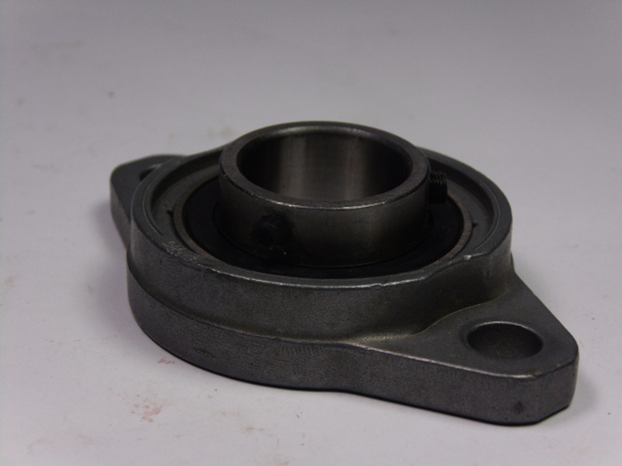 FYH UFL005J 2-Bolt Flange Bearing USED