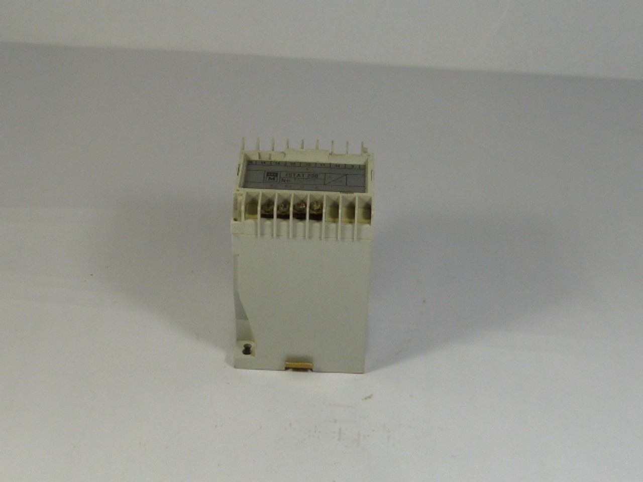 GEC CT01S2T071 Transducer ISTAT200 120V 60Hz 5A USED