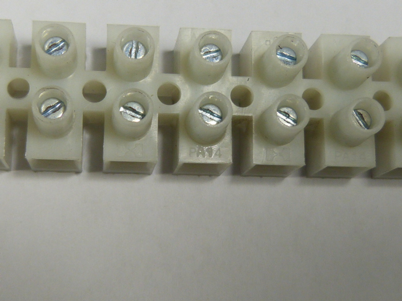 Multicomp PA14 Eurostyle Terminal Block 12 Position USED