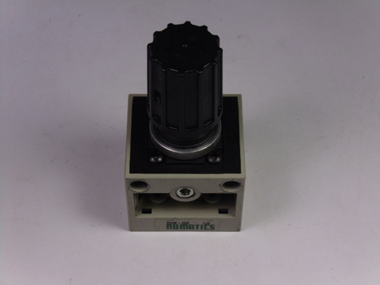 Numatics R22K-02G Pneumatic Regulator Valve USED