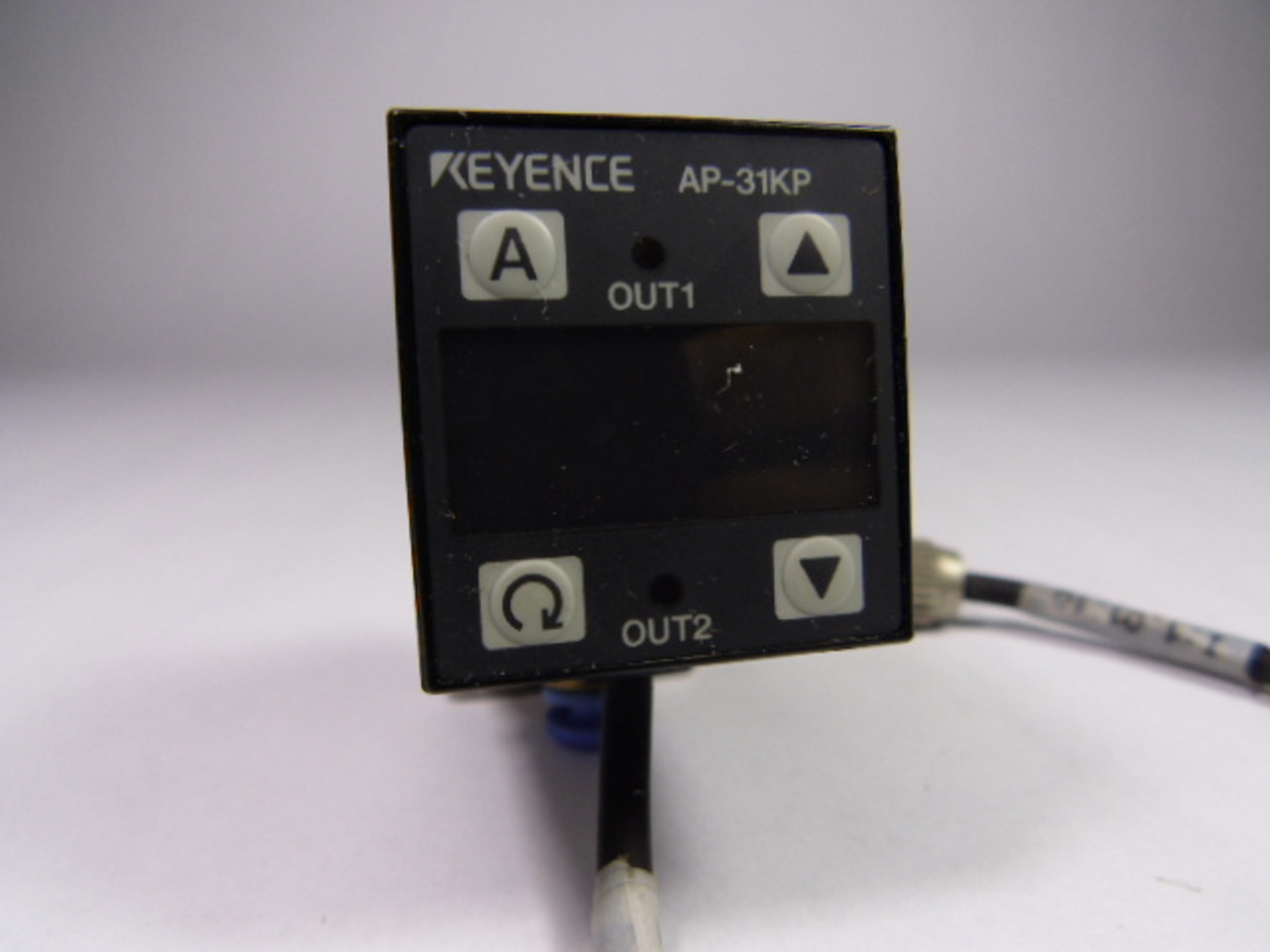 Keyence AP-31KP Analog Pressure Sensor 0-101.3kPa USED