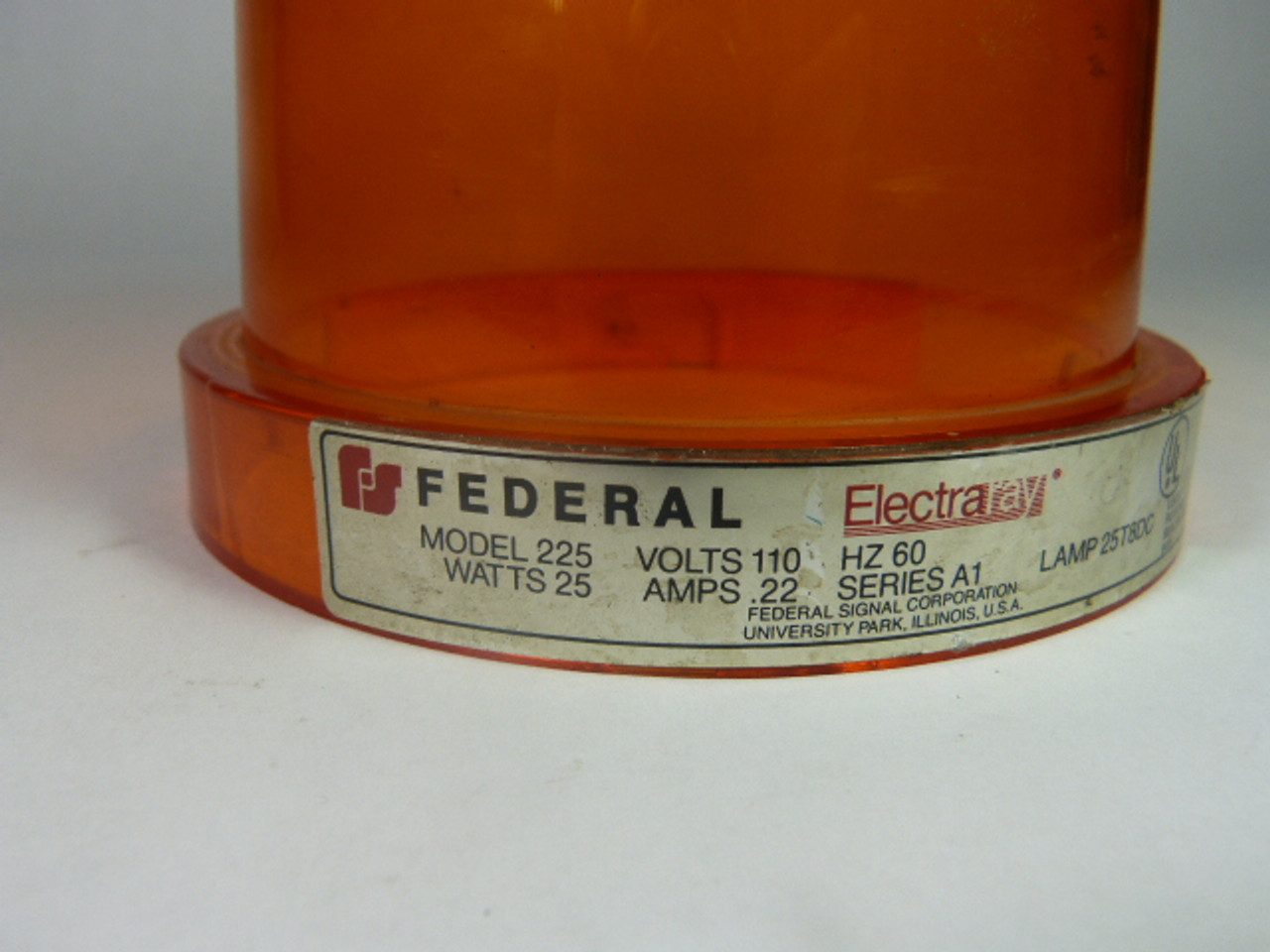 Federal K8444A237A-03 Amber Replacement Dome For 225 USED