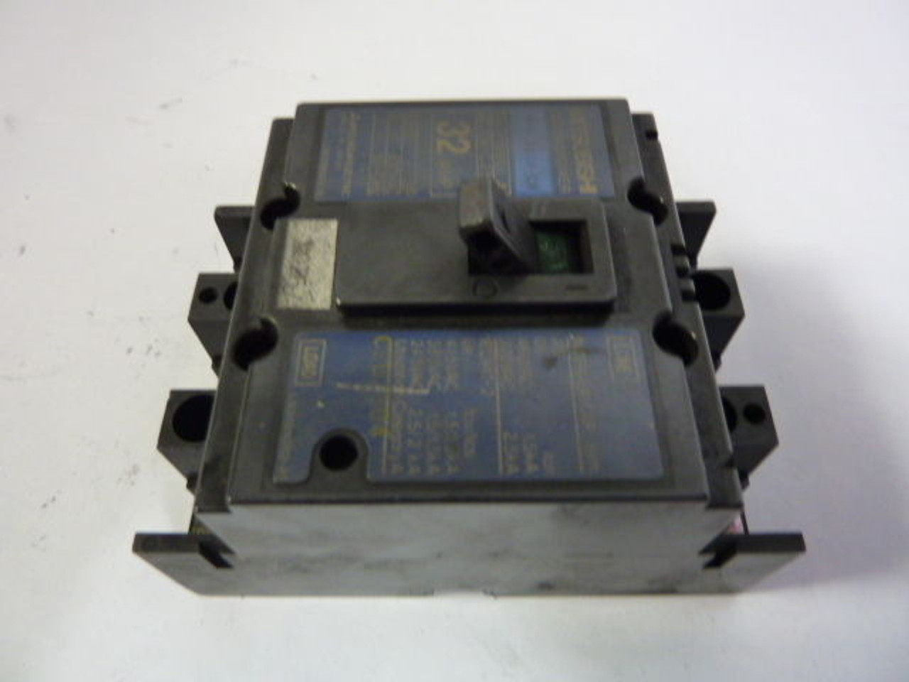 Mitsubishi MB30-CS Circuit Motor Breaker 32A 500VAC USED