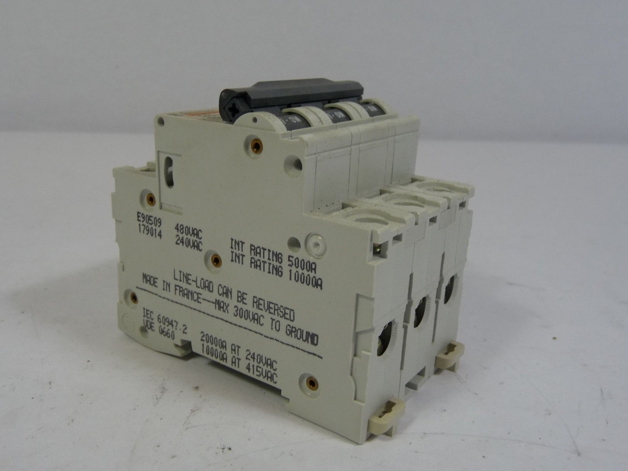 Square D MG24462 Circuit Breaker 4AMP 3Pole 480Y/277VAC ! NEW !