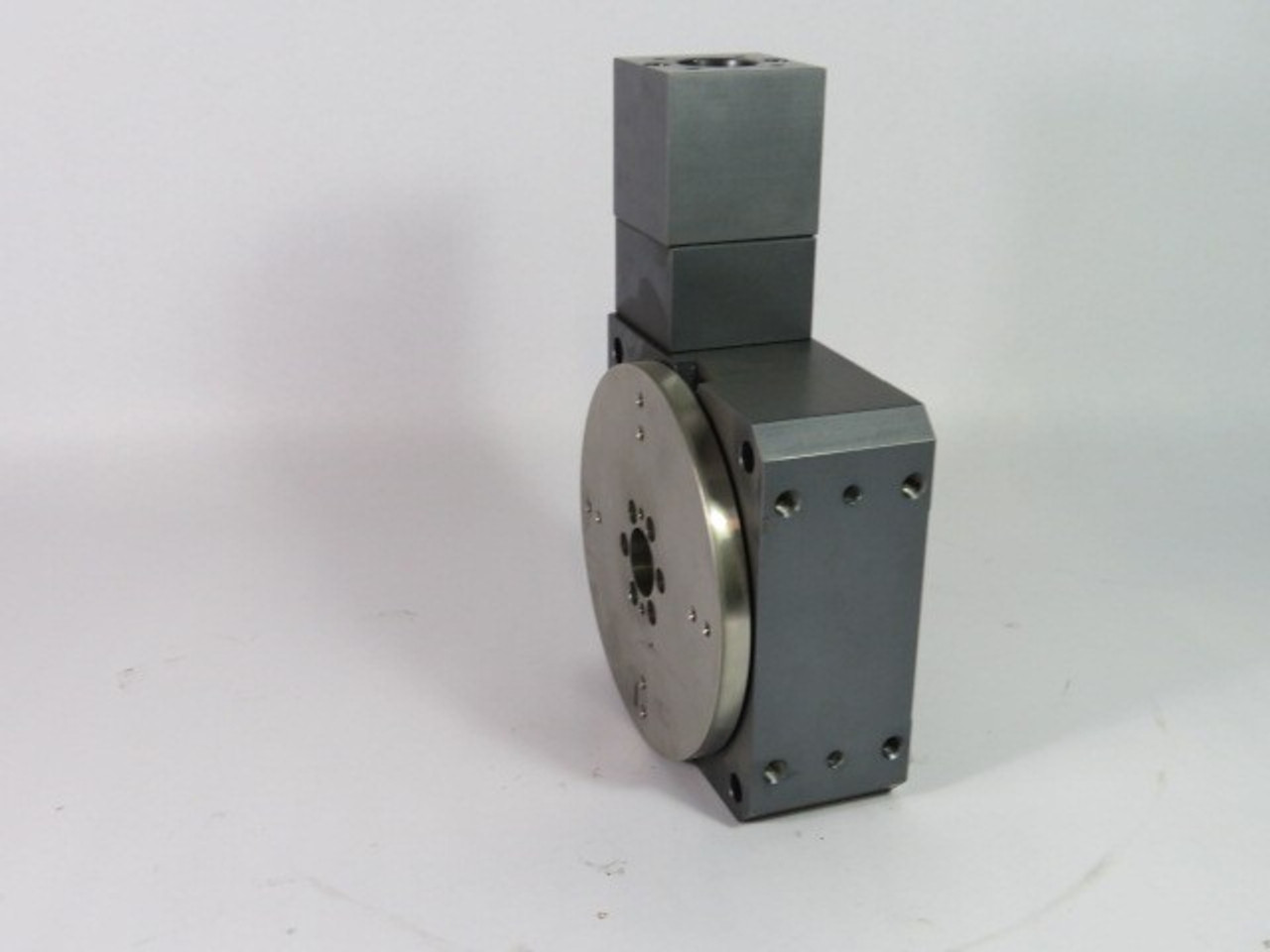 Parker R150M3X111-001 Rotary Table Actuator Stage USED