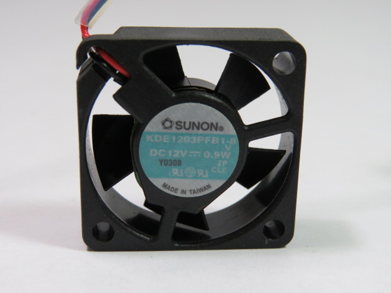 Sunon KDE1203PFB1-8 12 VDC 0.09 Watt USED