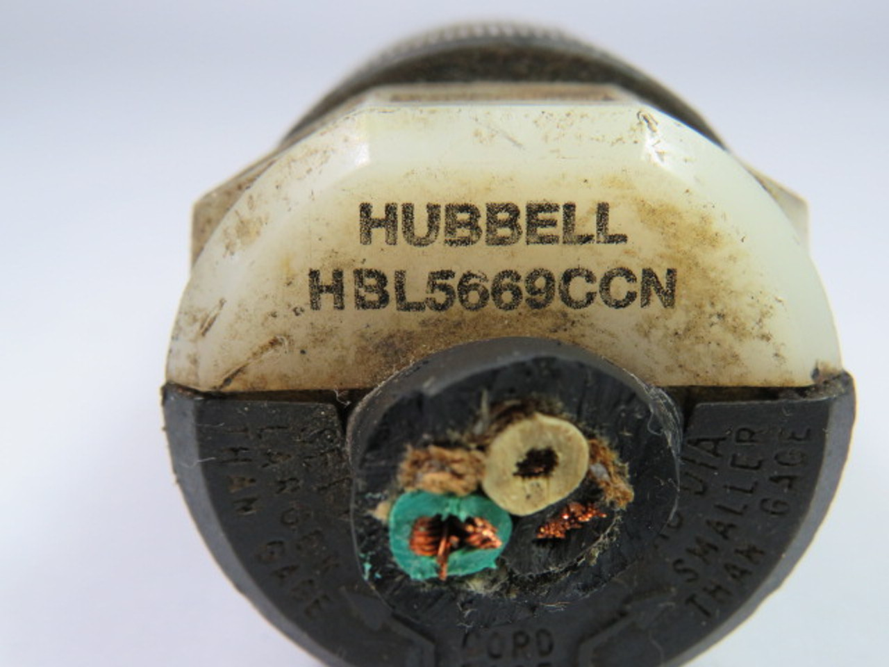 Hubbell HBL5669CCN Connector 15A 250V 2P 3W USED