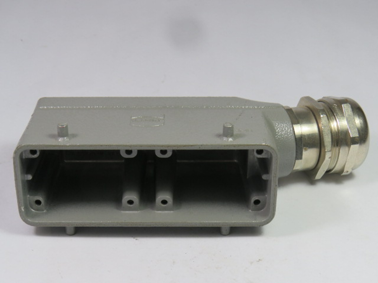 Harting 19-30-024-1522 Side Entry Connector Hood USED