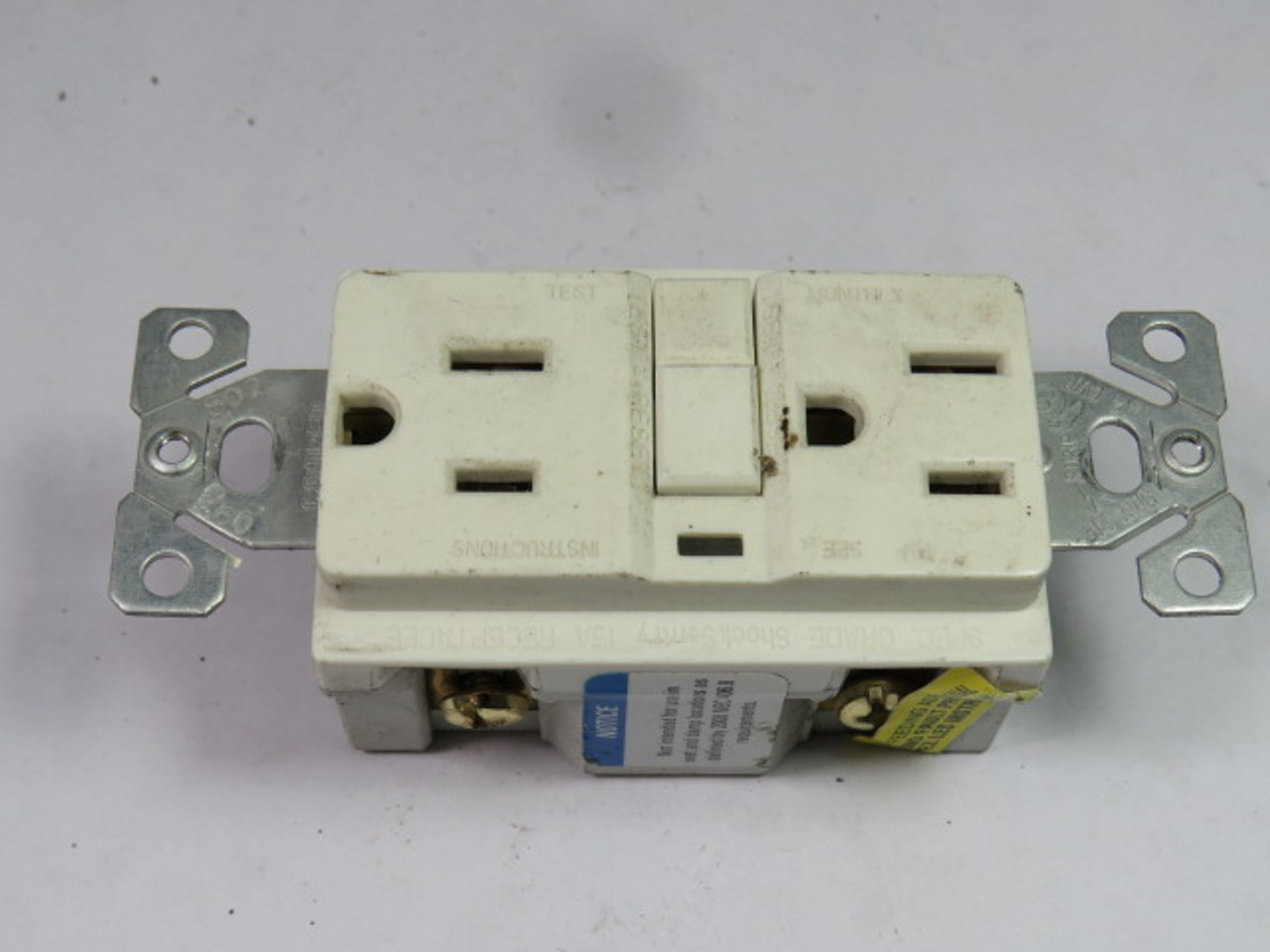 Cooper TRVGF20WM Duplex Receptacle GFCI 20A 125V USED