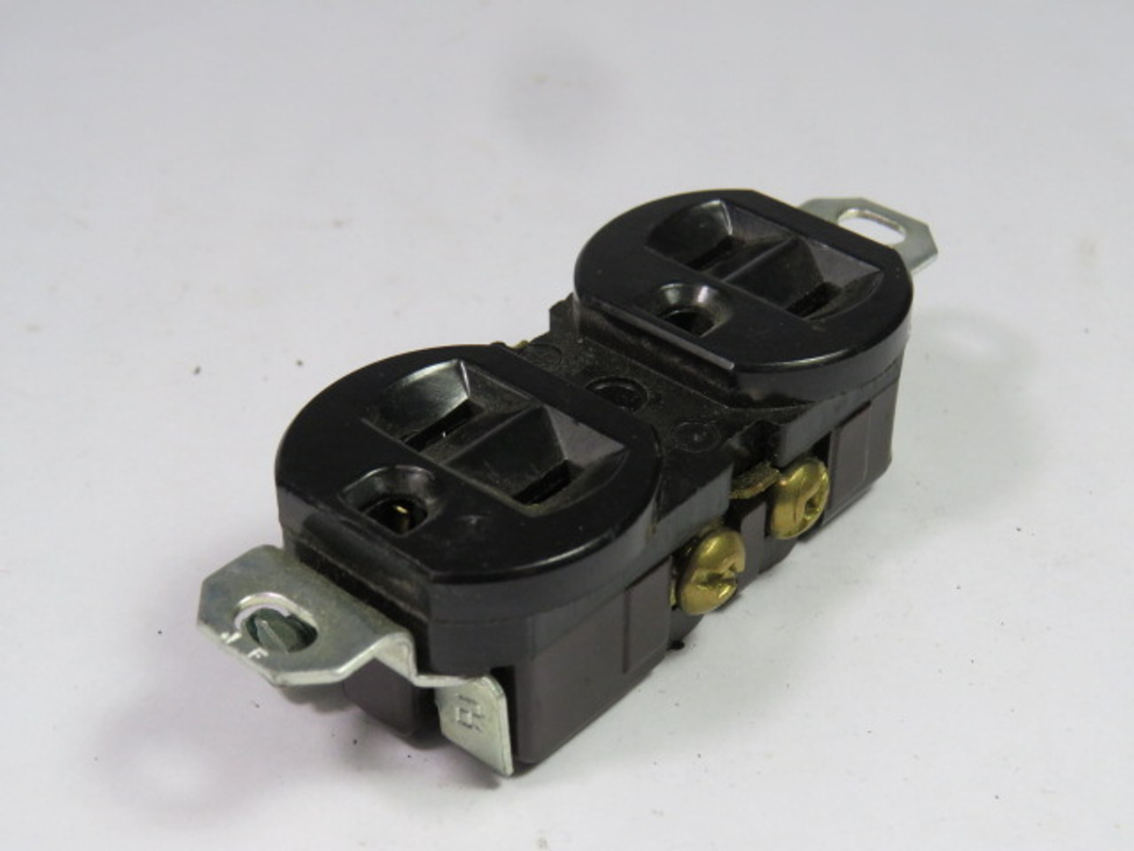 Eagle 270B Duplex Receptacle 15A 125V Black USED