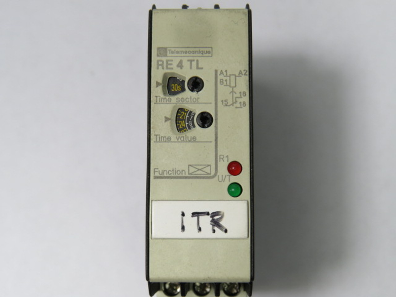 Telemecanique RE4-TL11BU Time Delay Relay .05S-300H 110-240Vac 50/60Hz USED