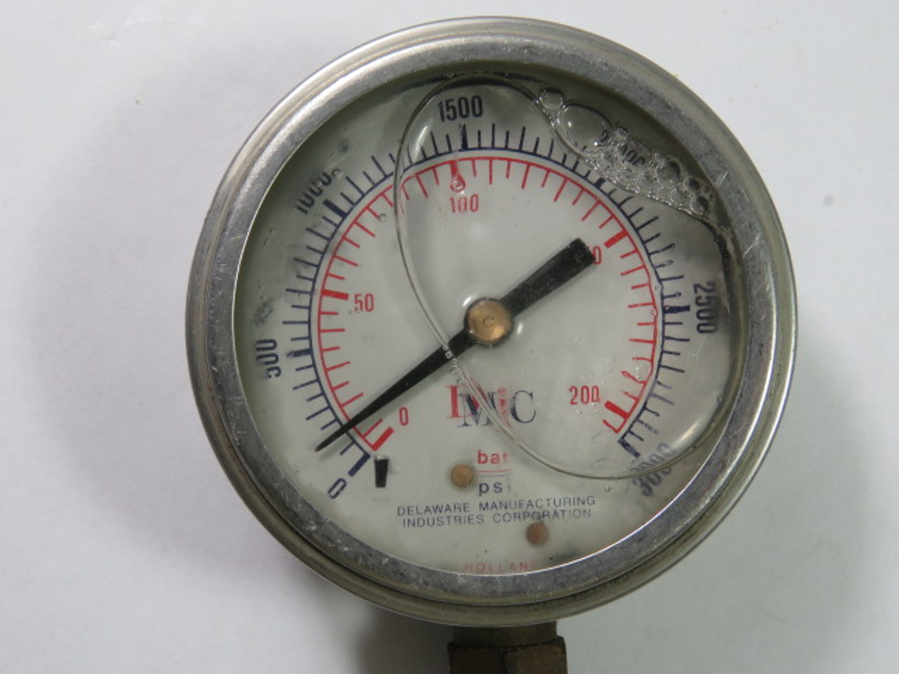 DMIC C25SGSB13 Pressure Gauge 0-3000 PSI 0-200 BAR USED