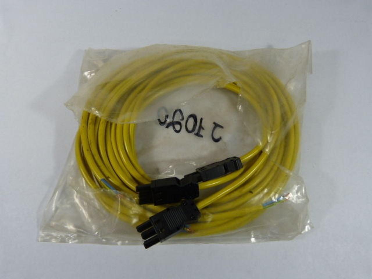 Rittal PS4315110 Connection Cable with Socket Strain Relief ! NEW !