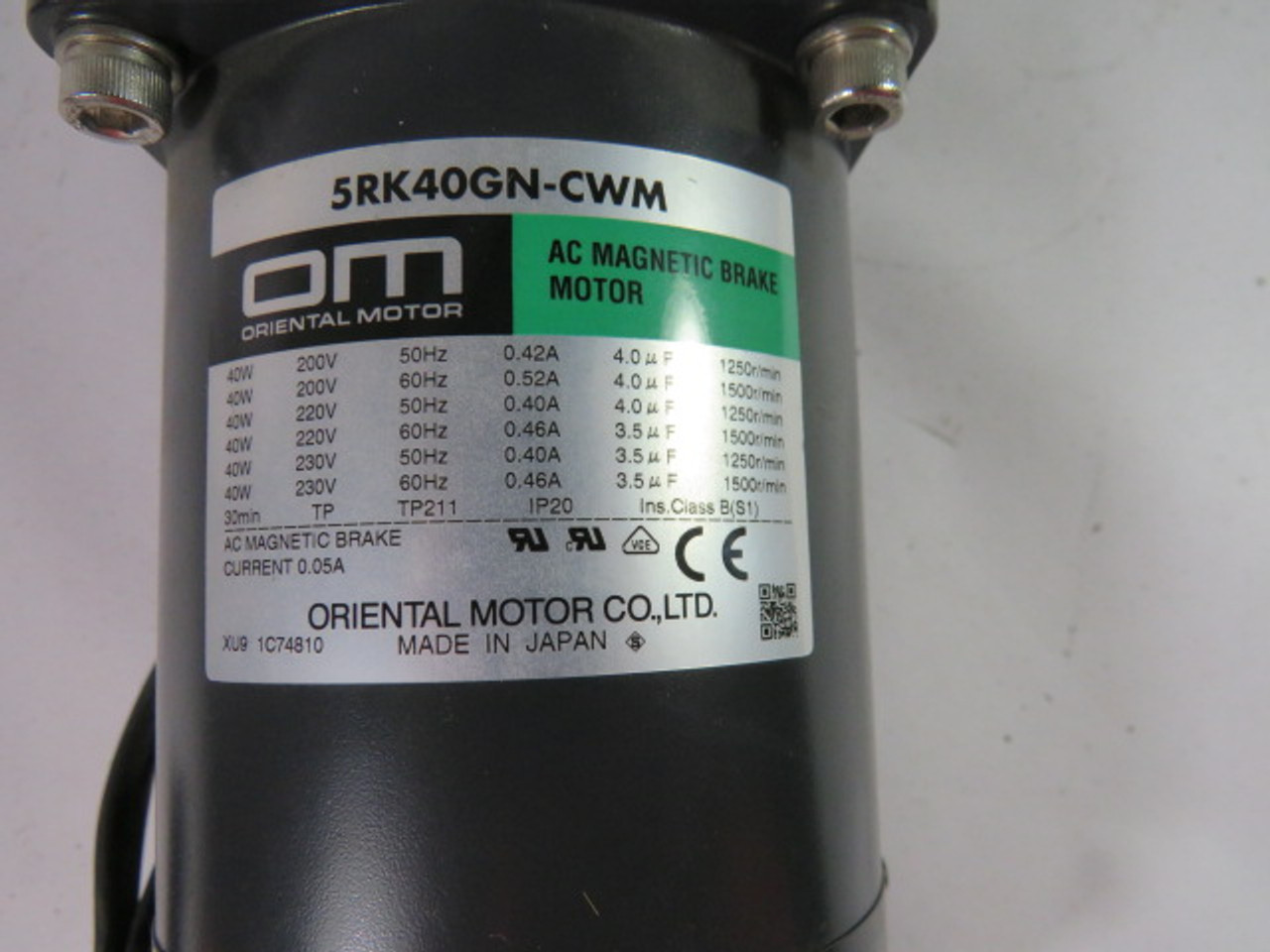Oriental Motors 5RK40GN-CWN Motor 220-230VAC w/5GN60RH Gearhead USED