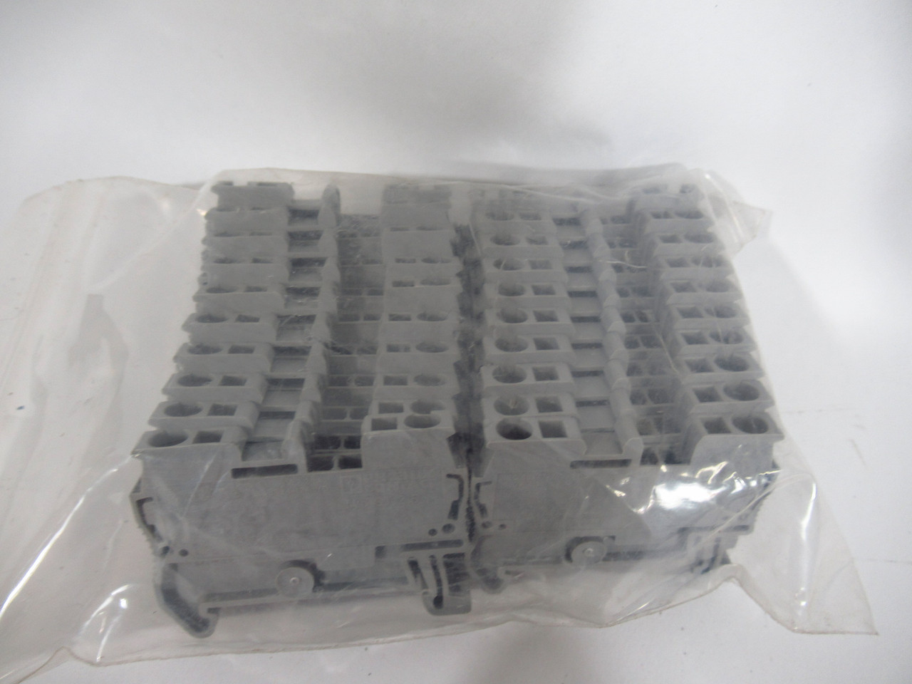 Phoenix Contact ST-1.5 Terminal Block 800V 2.5mm Lot of 20 GREY USED