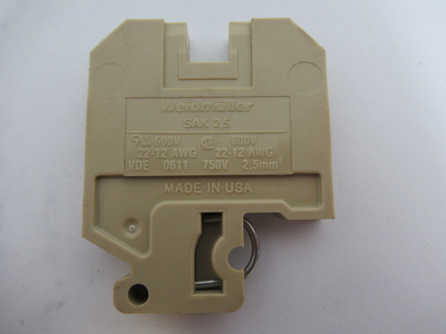 Weidmuller SAK-2.5 Terminal Block 600/750V Lot of 20 BEIGE  USED
