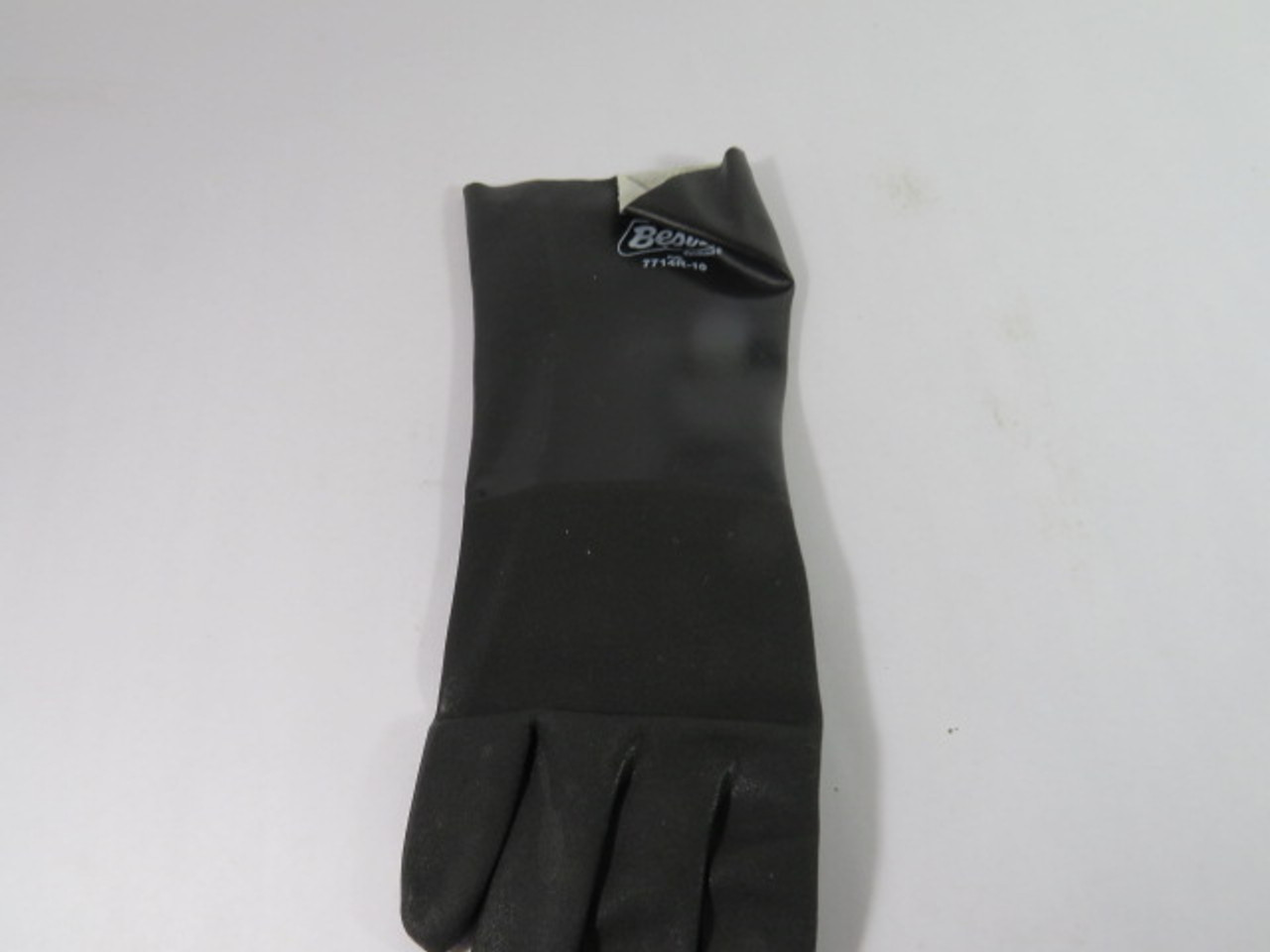 Black Knight 7714R-10 1 PBC Black Glove 14" USED