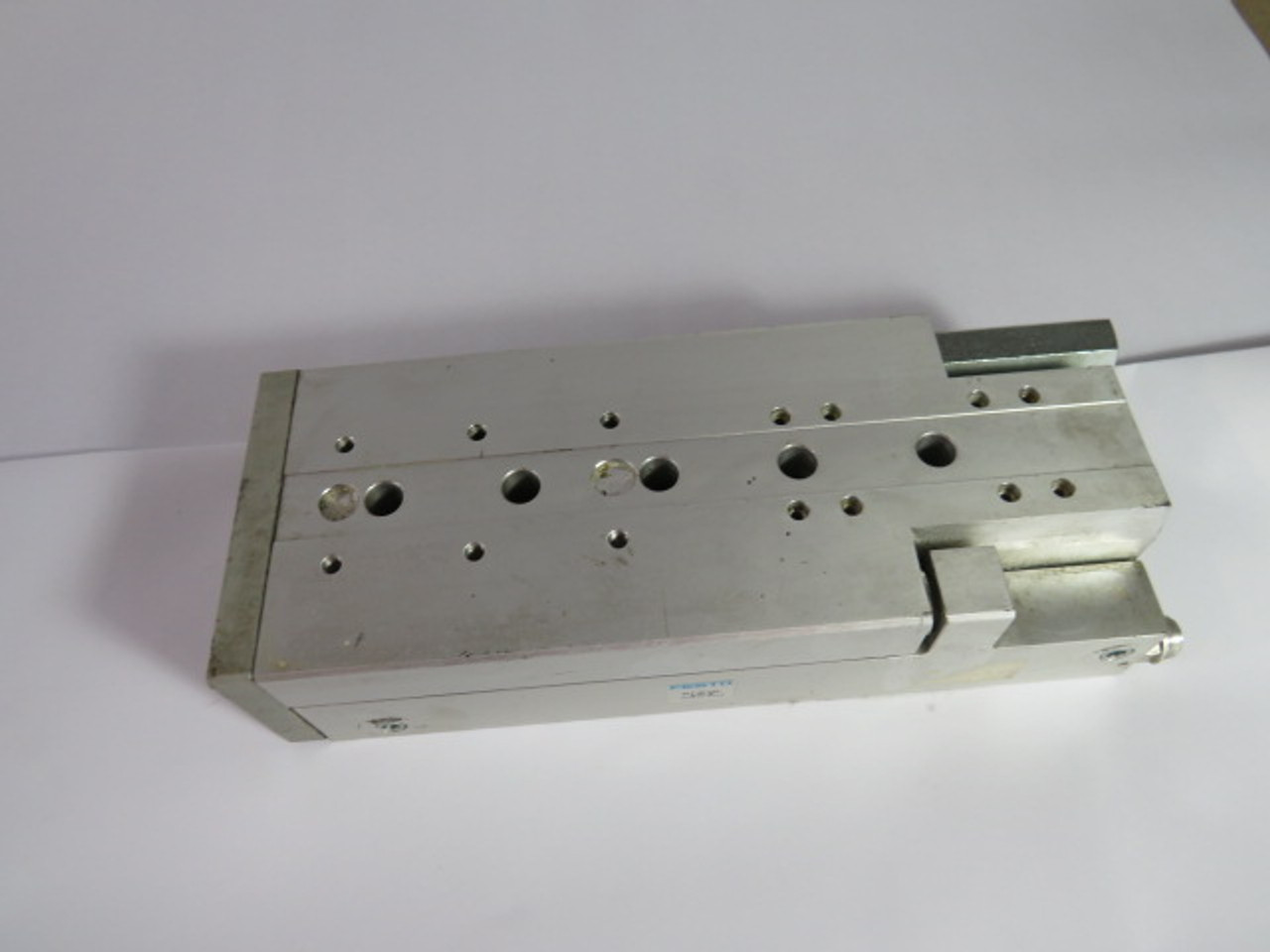Festo SLT-25-125-A-CC-B Mini Pneumatic Slide USED