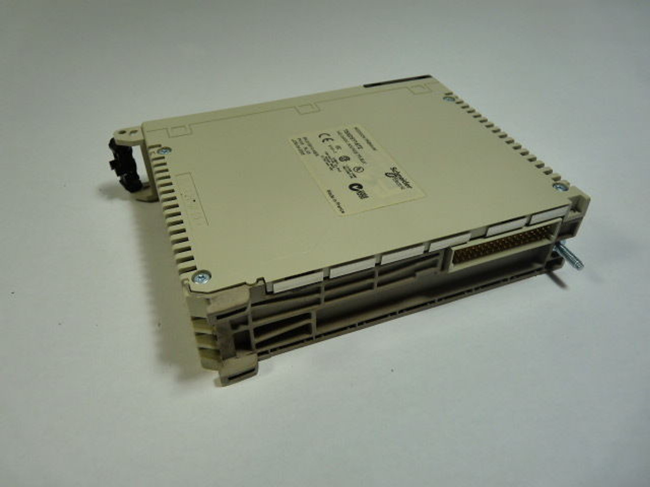 Schneider TSXDSY16T2 Output Module 24VDC USED