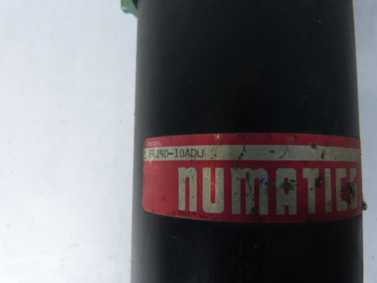 Numatics F624D-10ADU Pneumatic Air Filter 1-1/4 NPT 300 PSIG USED