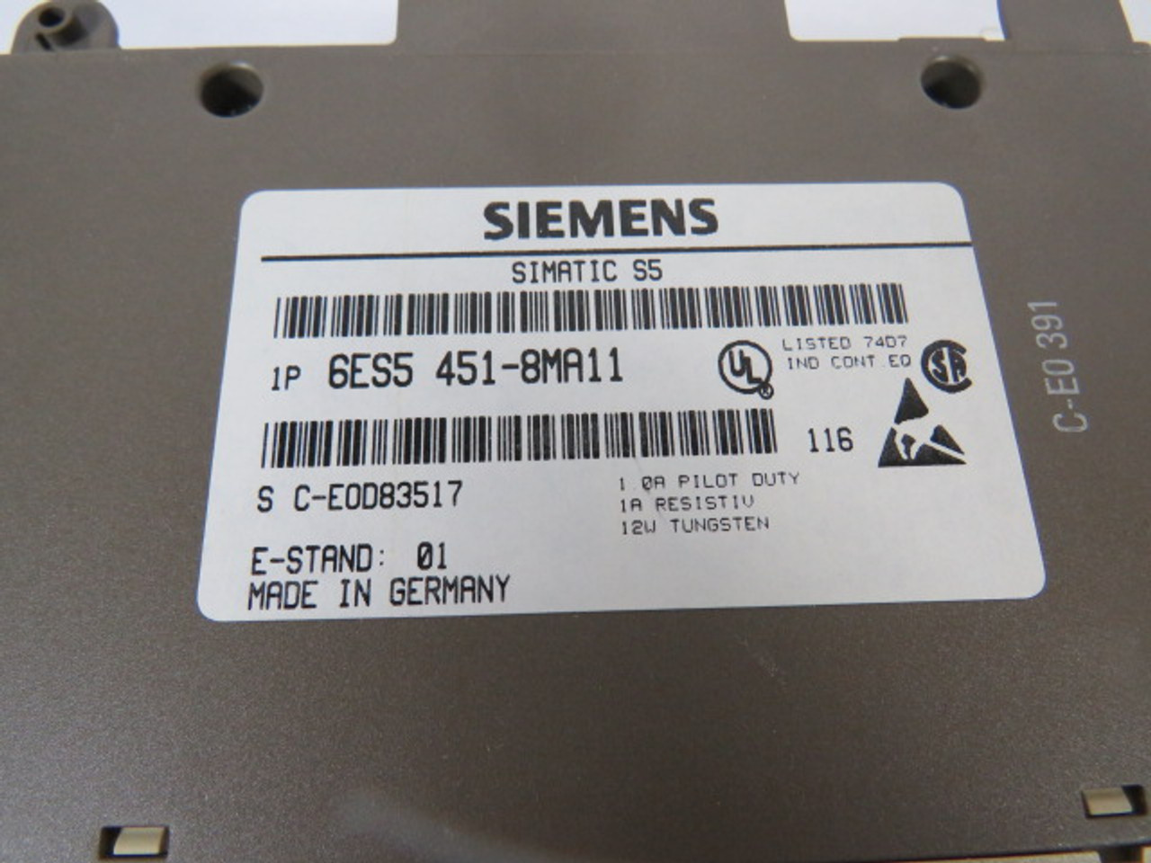 Siemens 6ES5-451-8MA11 Output Module 24VDC ! NEW !