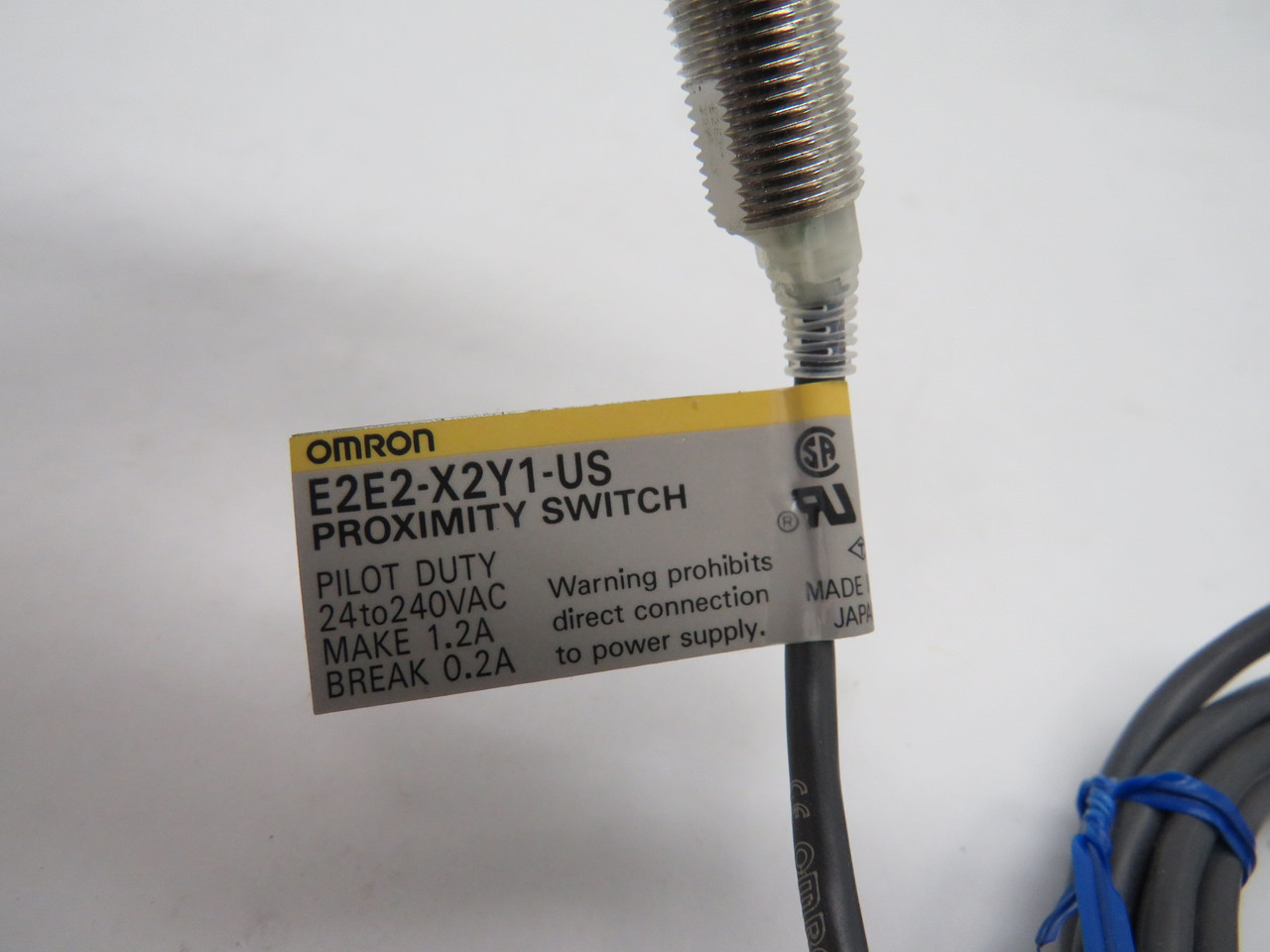 Omron E2E2-X2Y1-US Proximity Switch 24-240VAC 2M Cable  NEW