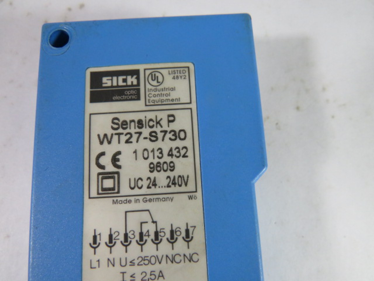 Sick WT27-S730 (1013432)Proximity Photoelectric Red Sensor 24-240V USED