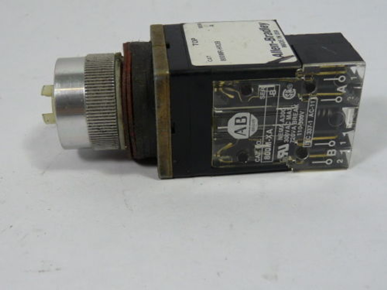 Allen-Bradley 800MR-HX2BA Series A Two Position Selector Switch USED