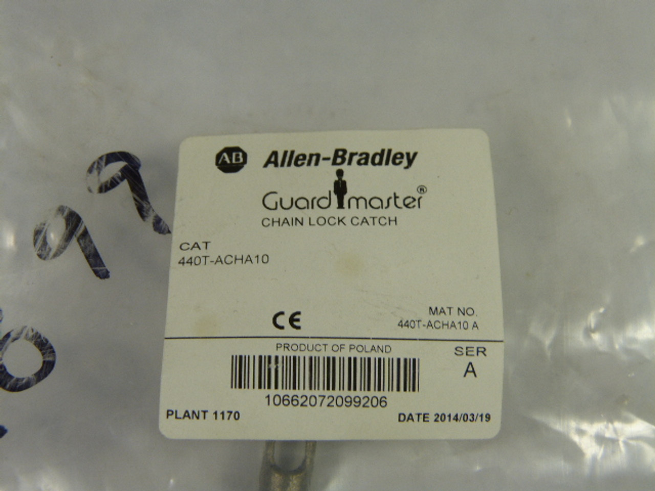 Allen-Bradley 440T-ACHA10 Chain Lock Catch Ser A ! NWB !