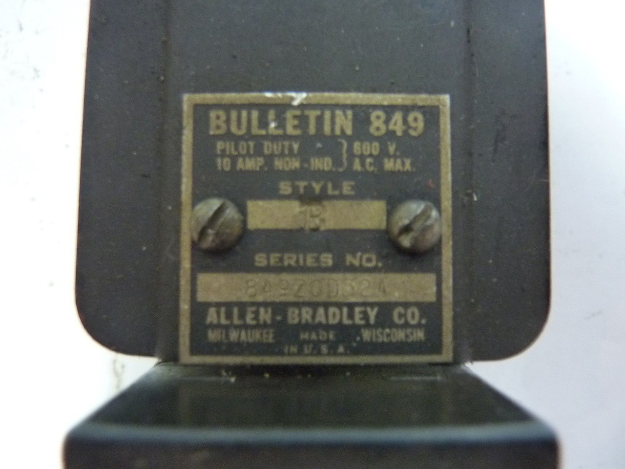 Allen-Bradley 849Z0D324A Style B 600V 10AMP Pilot Duty Timing Relay USED