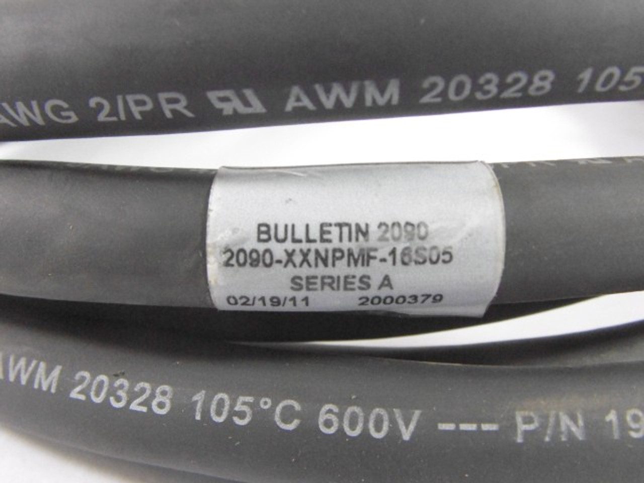 Allen-Bradley 2090-XXNPMF-16S05 Cable 11'2" ! AS IS !