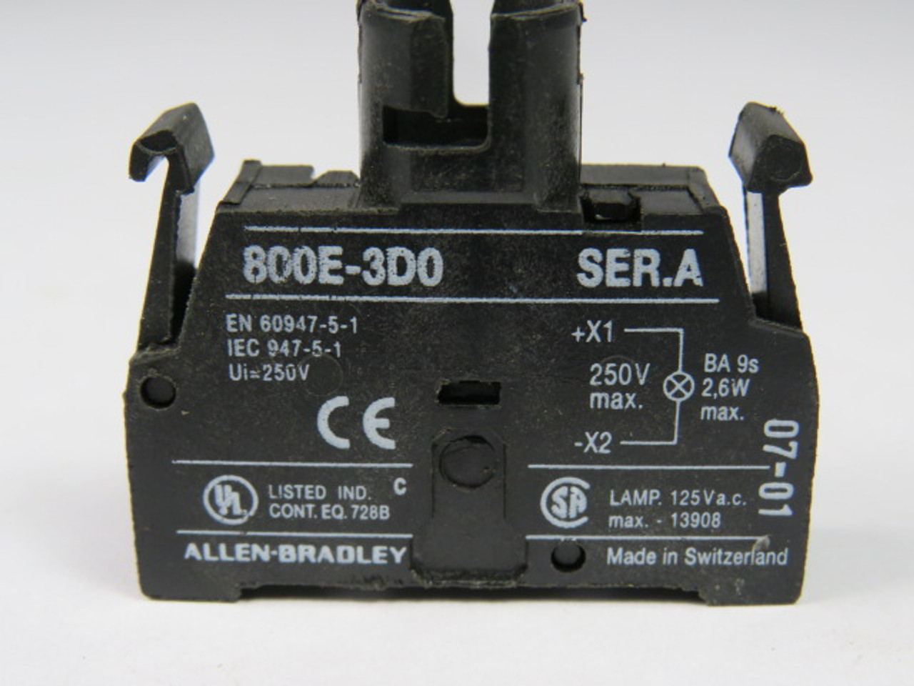 Allen-Bradley 800E-3D0 Series A Light Module Contact Block 250V USED