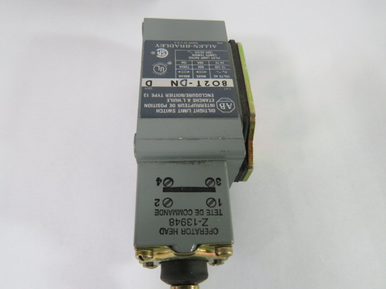Allen-Bradley 802T-DN Limit Switch USED
