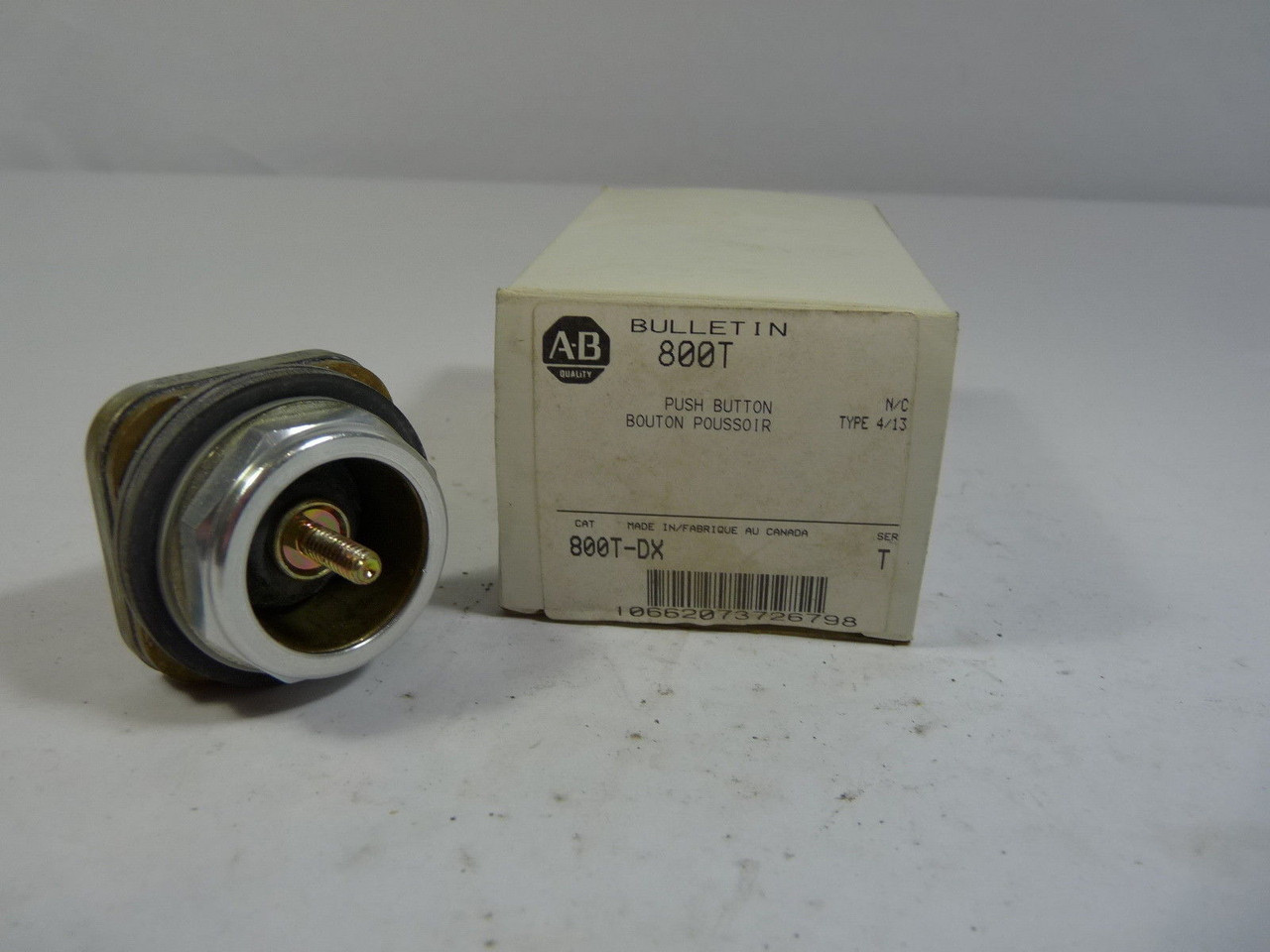 Allen-Bradley 800T-DX Push Button No Cap No Contacts ! NEW !